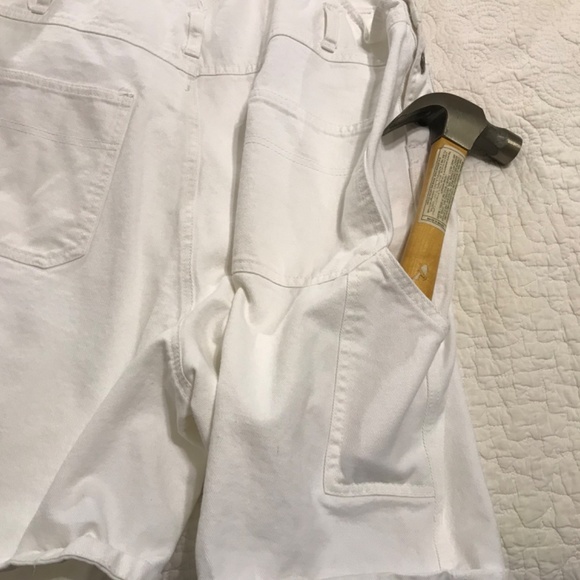 J.L.N.Y. white denim overall shorts with LOTS of pockets (18) - Picture 12 of 16